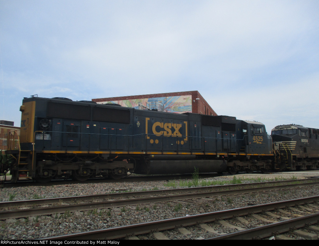 CSX 4525